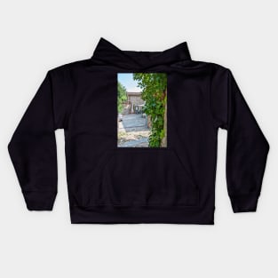 Tuscany Retreat B&B Kids Hoodie